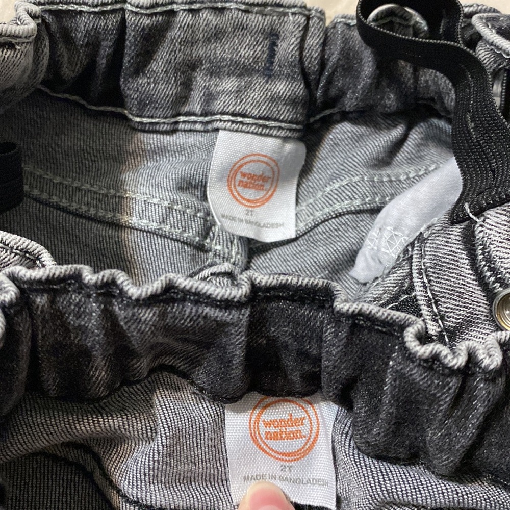 Wonder nation boy’s stonewashed distressed black jeans. Size 2T. - Picture 3 of 7